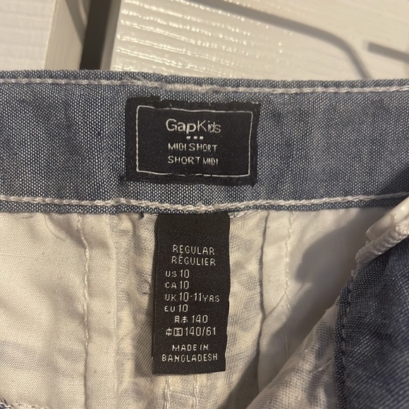 Gap kids Midi Short floral blue and white shorts size 10 - Picture 7 of 8